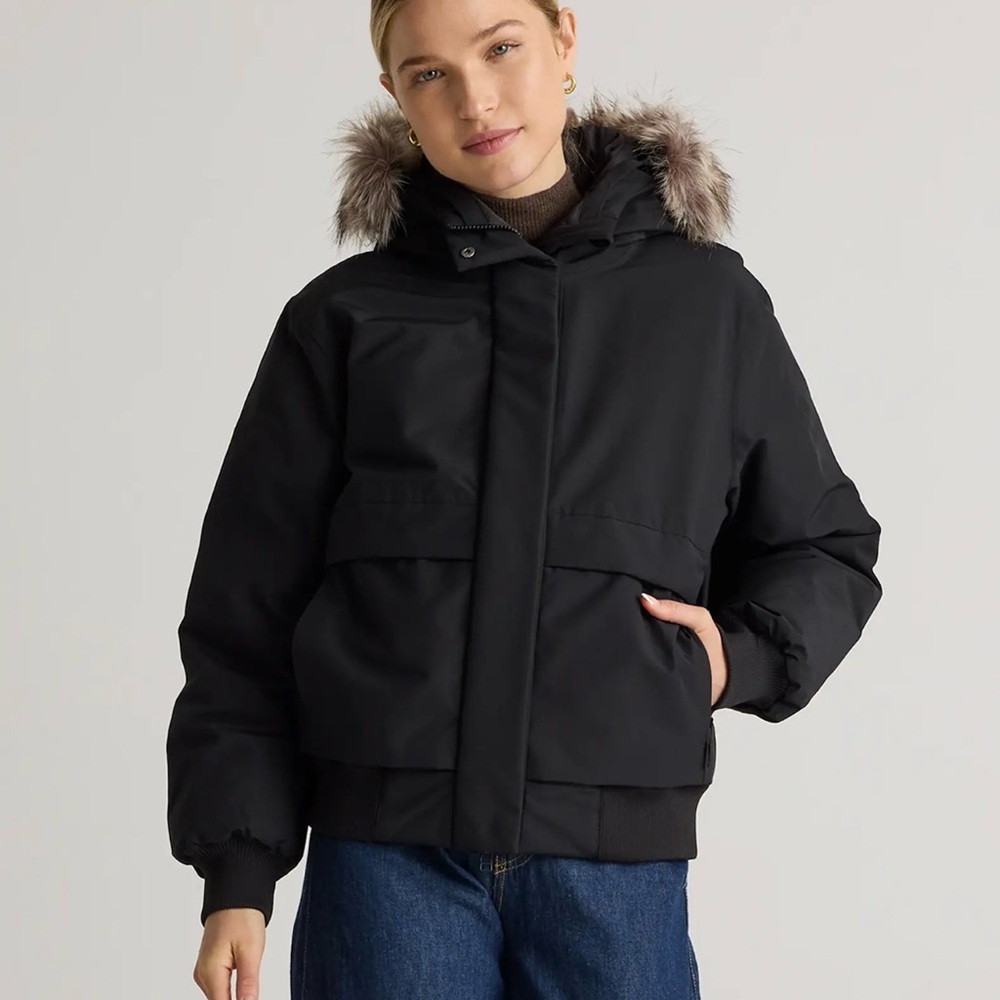 Quince Responsible Down Short Parka in Black Size Small 775